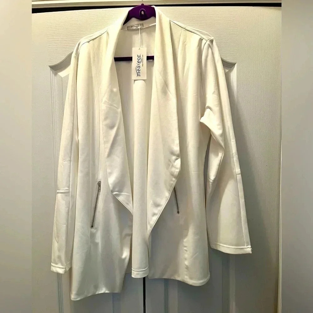 Meaneor Ladies Soft White Blazer, Size XXL